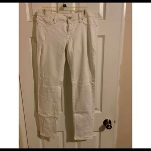 NWOT mavi jeans white slim boyfriend
